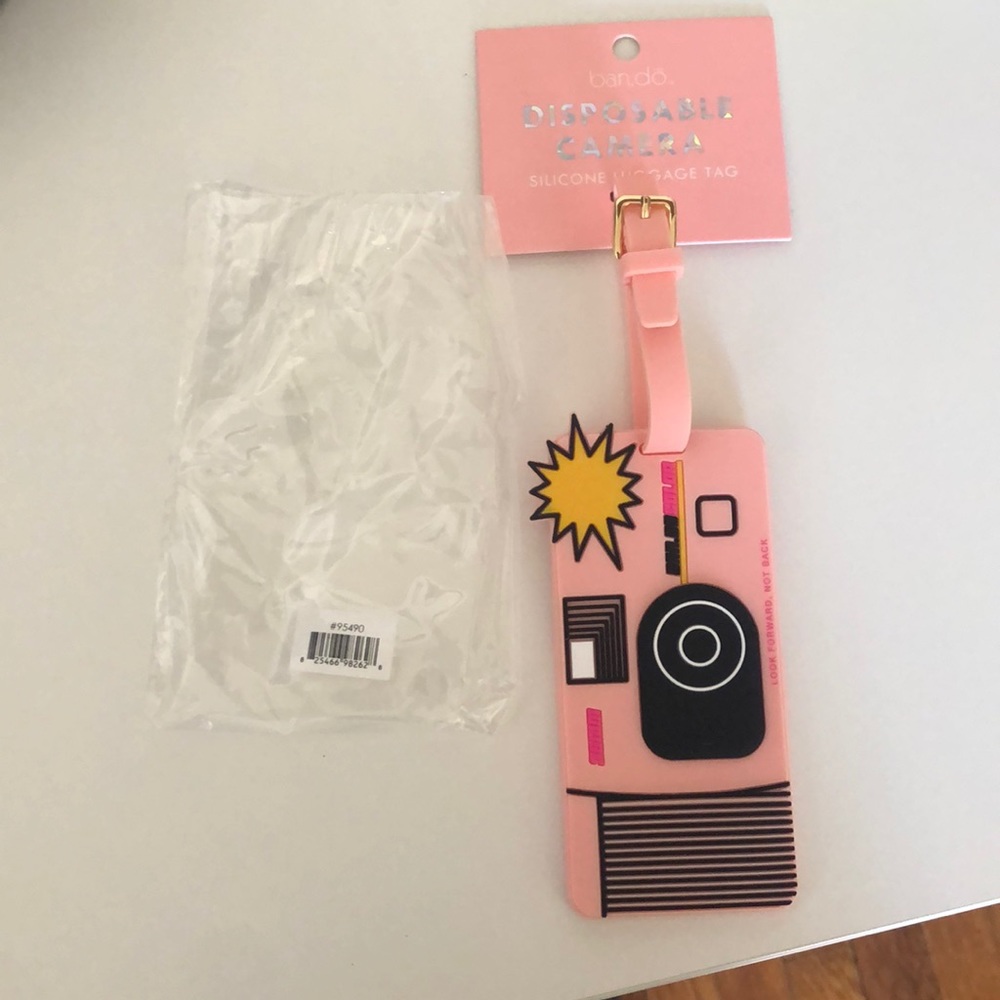 bando disposable camera luggage tag